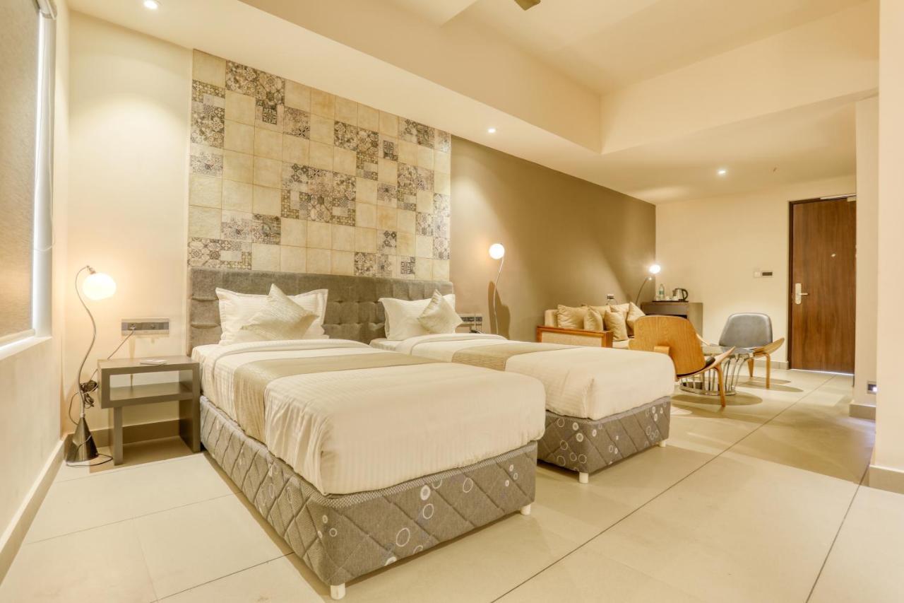 As Airport Inn Kochi Екстериор снимка